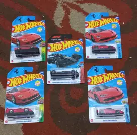 Hot Wheels Ferrari Formula 1 set sesuai foto