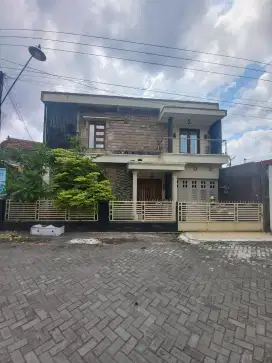 Rumah Murah 2 lantai di Nogotirto ( dalam ring road ) - Yogyakarta