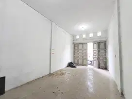 Disewa Ruko Lokasi Strategis di Great Arcade Komplek Cemara Asri