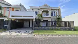 Disewakan Rumah Mewah di Tengah Kota Siap Huni di Istana Dieng, Malang