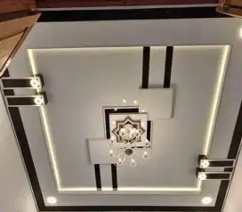Tukang renovasi dan atap