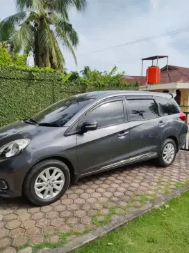 Honda mobilio 2014