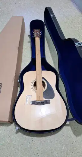 Yamaha F 310 accoustic