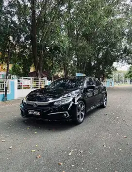 Honda civic es 2019