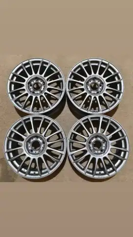 Velg Oz Pista R17 Original PCD 5×114.3