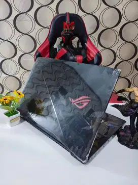 Laptop ASUS ROG STRIX HERO EDITION intel Core i7 gen 8 RAM 24Gb