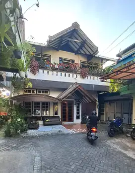 Rumah Induk dan Kos Strategis Hanya 30 meter dari Jalan Gejayan