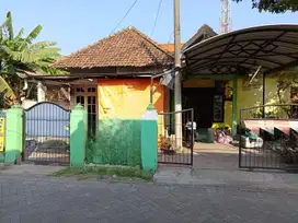 Rumah di candi Sidoarjo dekat larangan Lingkar Timur alun2 mutiara