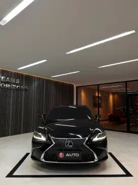 Lexus ES300H Hybrid 2019 Hitam ES300 B2495VBE Km33rb Nik 2018