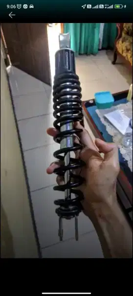 Shock bawaan yamaha,,honda masuk