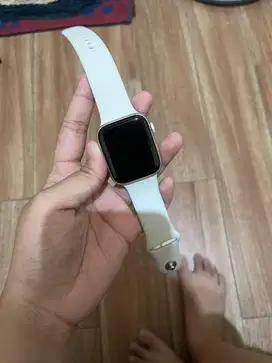 Apple watch SE gen 2 44 mm 32 gb