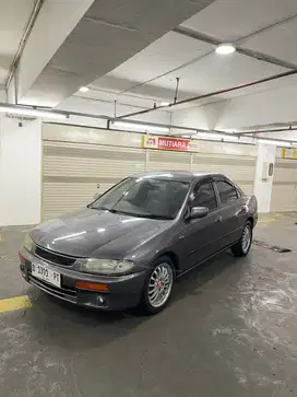 Mazda Lantis 1996 Bensin