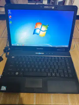 Laptop Acer Emachines D725
