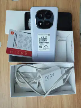 Xiaomi redmi note 14 Pro+ 5G Ram 12/512 garansi resmi