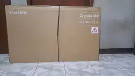 Samsung DU7000 43 inch