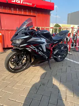 ZX 25R 2021 ABS QS Bisa TT Matic / sport