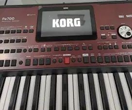 Keyboard korg pa 700