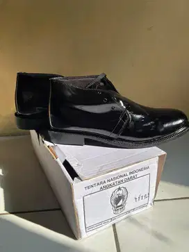 Sepatu PDH Jatah Satpam