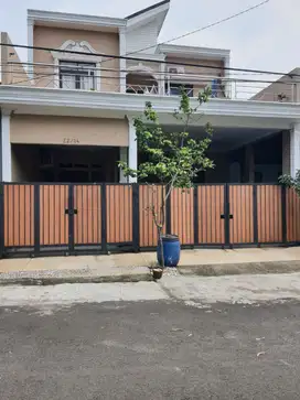 Rumah cantik dekat akses tol dan stasiun di Grand Depok City