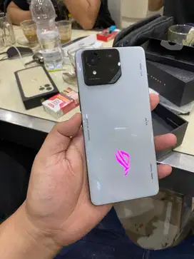 Asus ROG phone 8 12/256gb