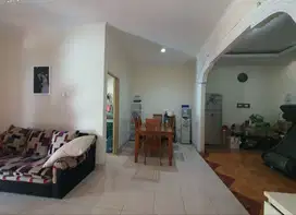 rumah terlaris ramai penduduk di Perumahan Taman harapan baru bekasi