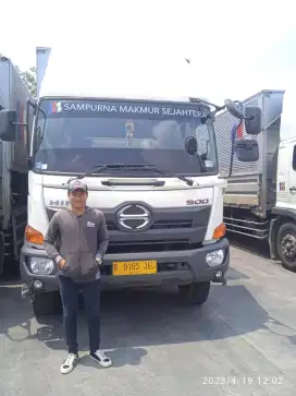 Ingin ngelamar kerjaan menjadi driver truk