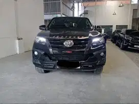 [KM80RB] TOYOTA FORTUNER 2.4 VRZ TRD A/T 2019