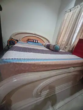 Kasur Springbed king 180x200 bekas