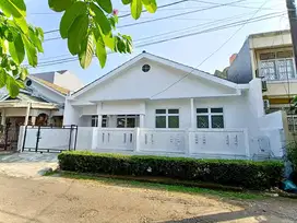 Rumah sewa siap huni di sektor 9 bintaro jaya