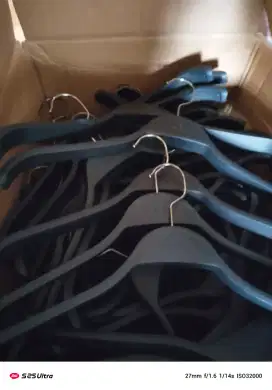 Hanger Zara karet