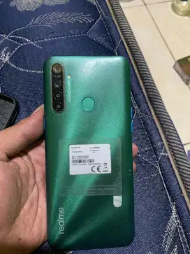 Jual realmi 5i ram4/64