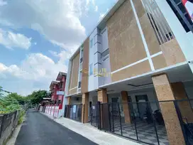KOST EKSLUSIF 3,5 LANTAI DI SETURAN RAYA, DEKAT KAMPUS UPN