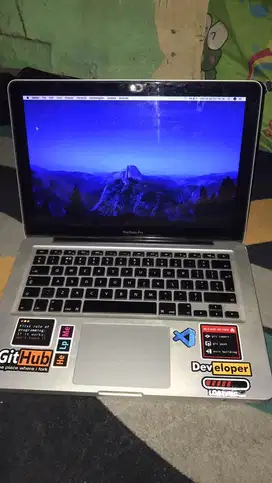 dijual macbook pro 2012 2,5 juta net