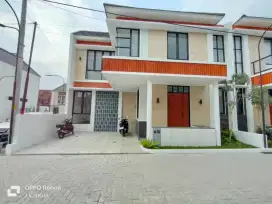 Disewakan rumah baru 2 lantai dekat Tajem Maguwoharjo