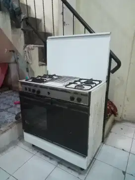 Kompor 4 Tungku