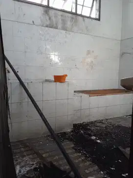 Jual Sewa Ruko bekas kantor Jemursari jalan raya dekat Ubaya,UKP