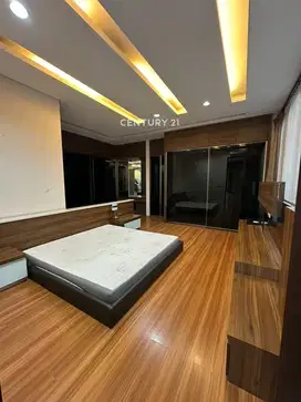 Rumah 3 Lantai Nyaman Siap Huni Dan Strategis Di Cicendo Bandung