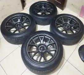 Velg ring 18 Konig ampliform lebar 9,5 et 25 pcd 5x114 original asli