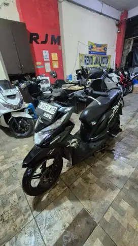 Beat street 2017.,KM 40.000 an