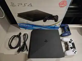 PS4 slim 512 Original 2 stick
