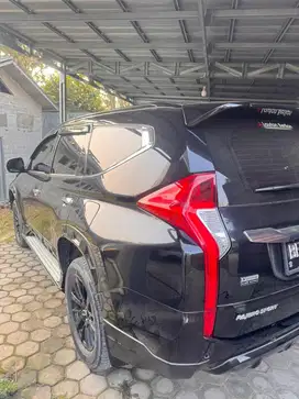 Dijual mobil pajero dakar