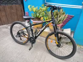 Sepeda united  stavros