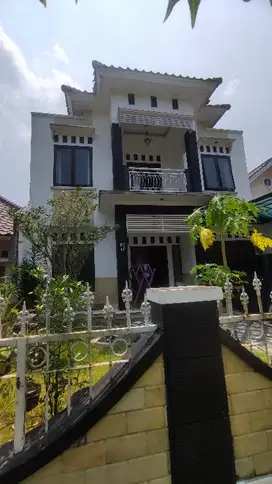 Jual rumah murah butuh uang LUX telaga kahuripan selatan jakarta bogor