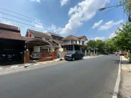 Murah dijual rumah newah sangat strategis akses lebar ungaran