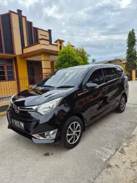 sigra r duluxe siap pakai mulus abis
