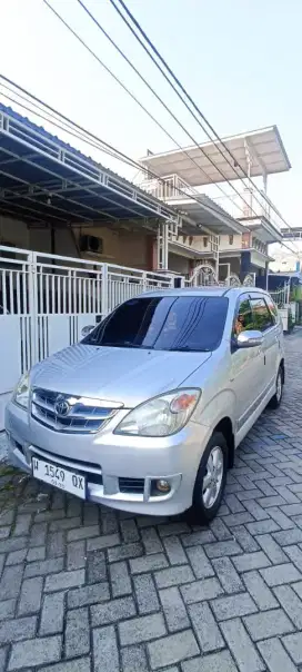 Avanza G  2010 Manual Istimewa