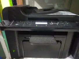 Printer LaserJet multi hp 1536dnf bagus siap pakai