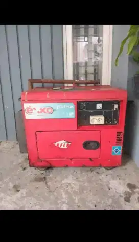 Saya menampung genset rusak dan padam