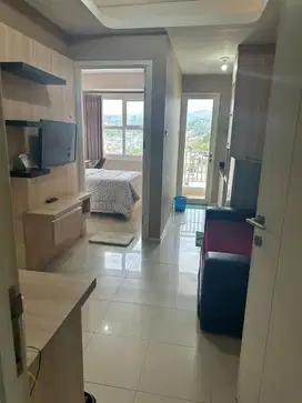 JUAL BU 1 BR lantai 10 Full Furnish Apartmen Parahyangan Residence bdg