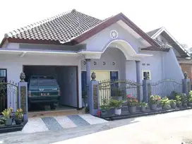 Rumah Plus Perabot di Asrikaton Pakis Malang